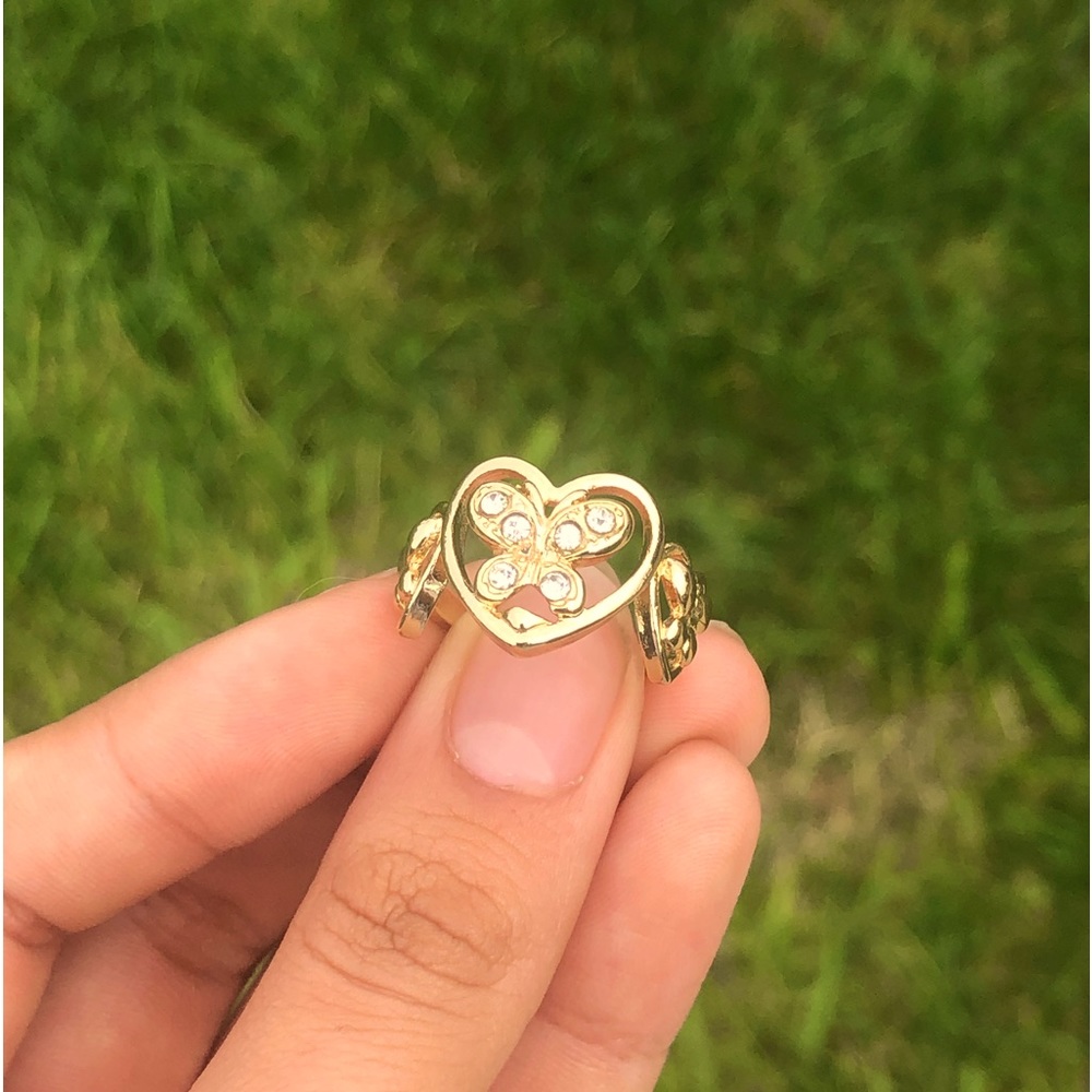 butterfly 3 heart ring gorgeous to wear